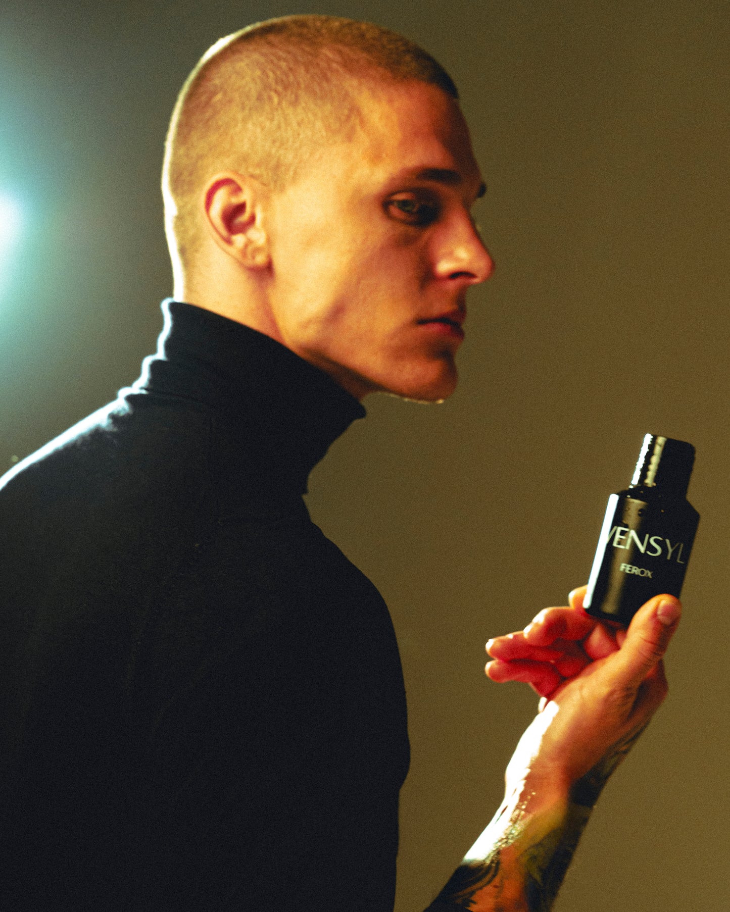 Vensyl Ferox Men's Facial Cleanser Natural